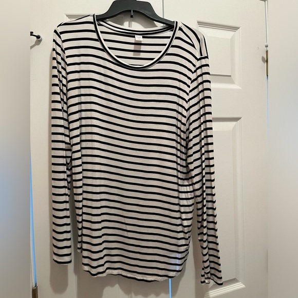 Old Navy Luxe black/white striped Longsleeve top, XL - Picture 1 of 2